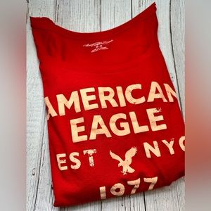 American Eagle medium scoop Neck Long Sleeve T shirt NWOT